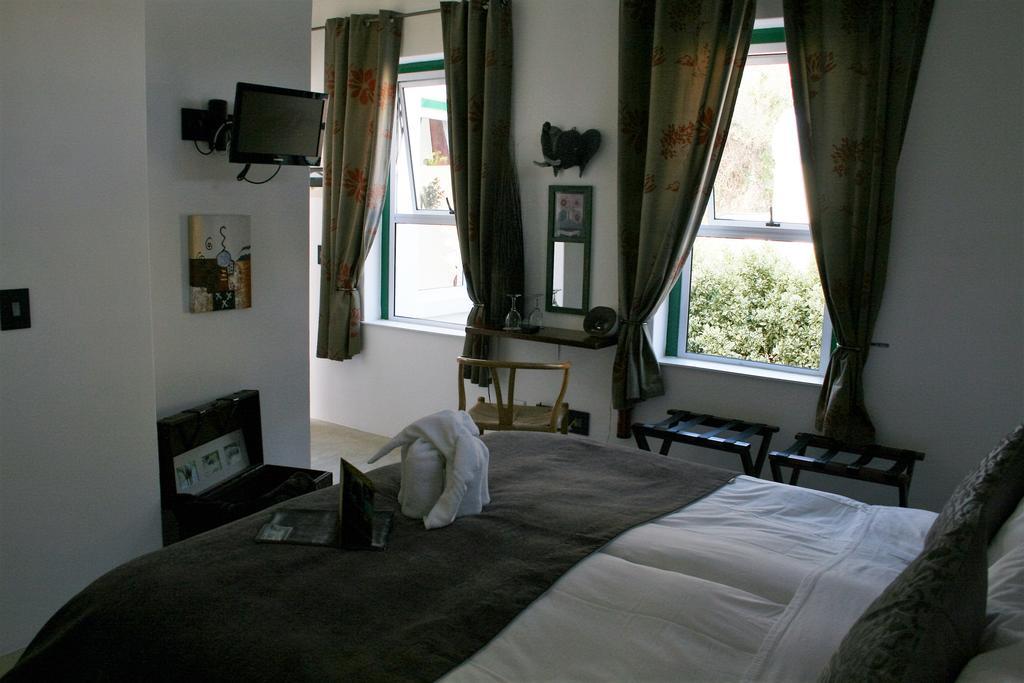 Africanhome Guesthouse Le Cap Extérieur photo