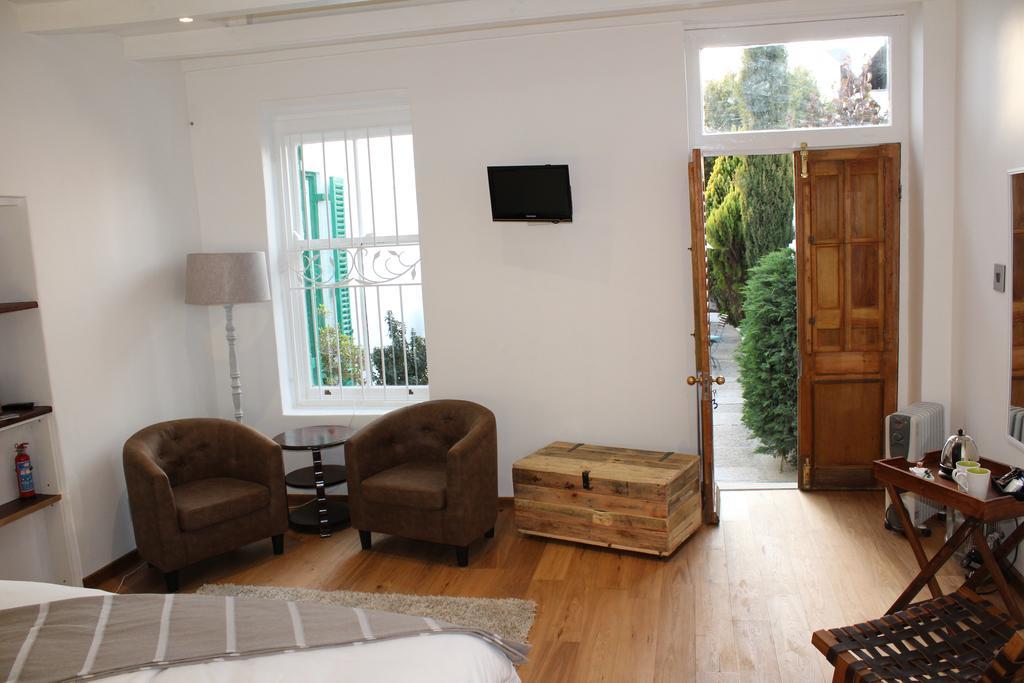 Africanhome Guesthouse Le Cap Extérieur photo