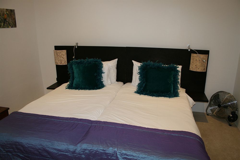 Africanhome Guesthouse Le Cap Extérieur photo